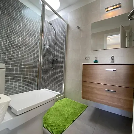 Lola Apartment