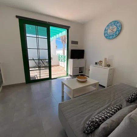 Lola 푸에르토 델 카르멘